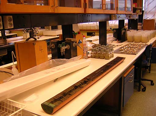 	Splitting a core - to reveal its strata	