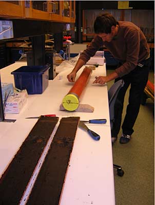 	Splitting a core - to reveal its strata	